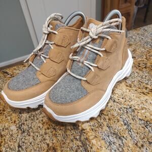 Sorel Kinetic Conquest Shoes Womens Size 6 Suede Waterproof Boot NL4903